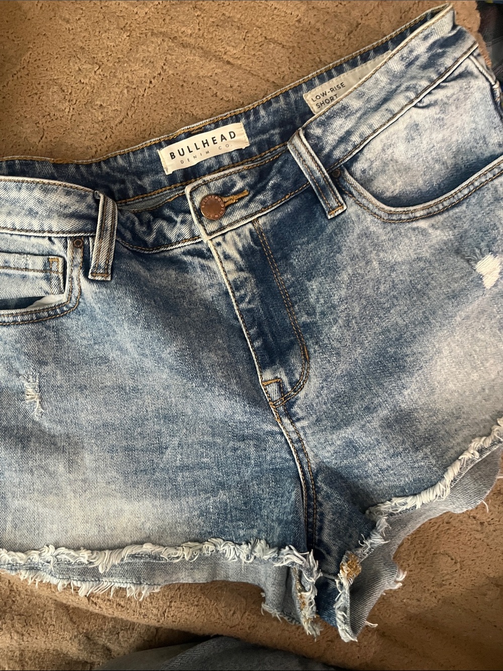 Bullhead Light Wash Frayed Hem Denim Shorties